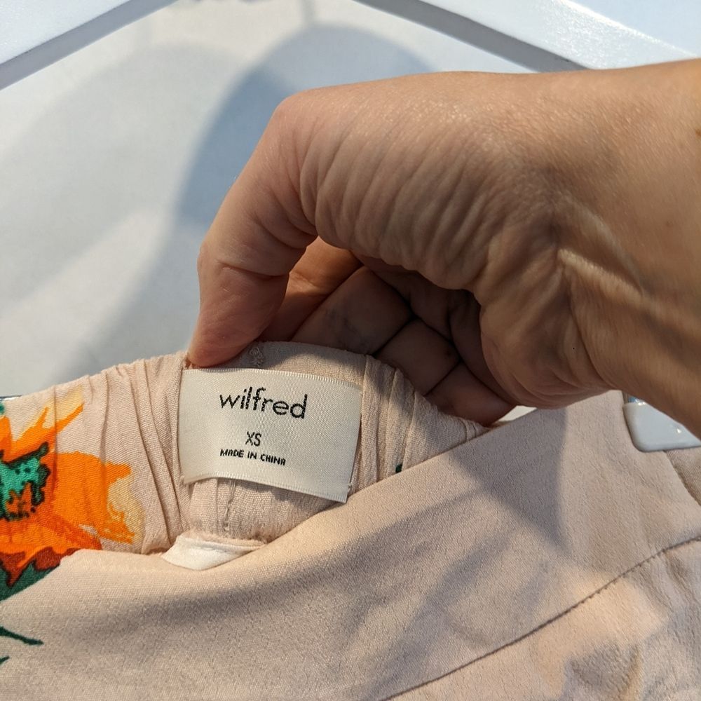 Aritzia Wilfred Faun pants XS in EUC - Picture 8 of 12